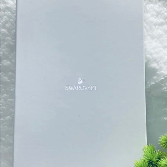 SWAROVSKI Light Gray with Crystal Accent %65 Polyester & %35 Viscose Scarf - Picture 12 of 16